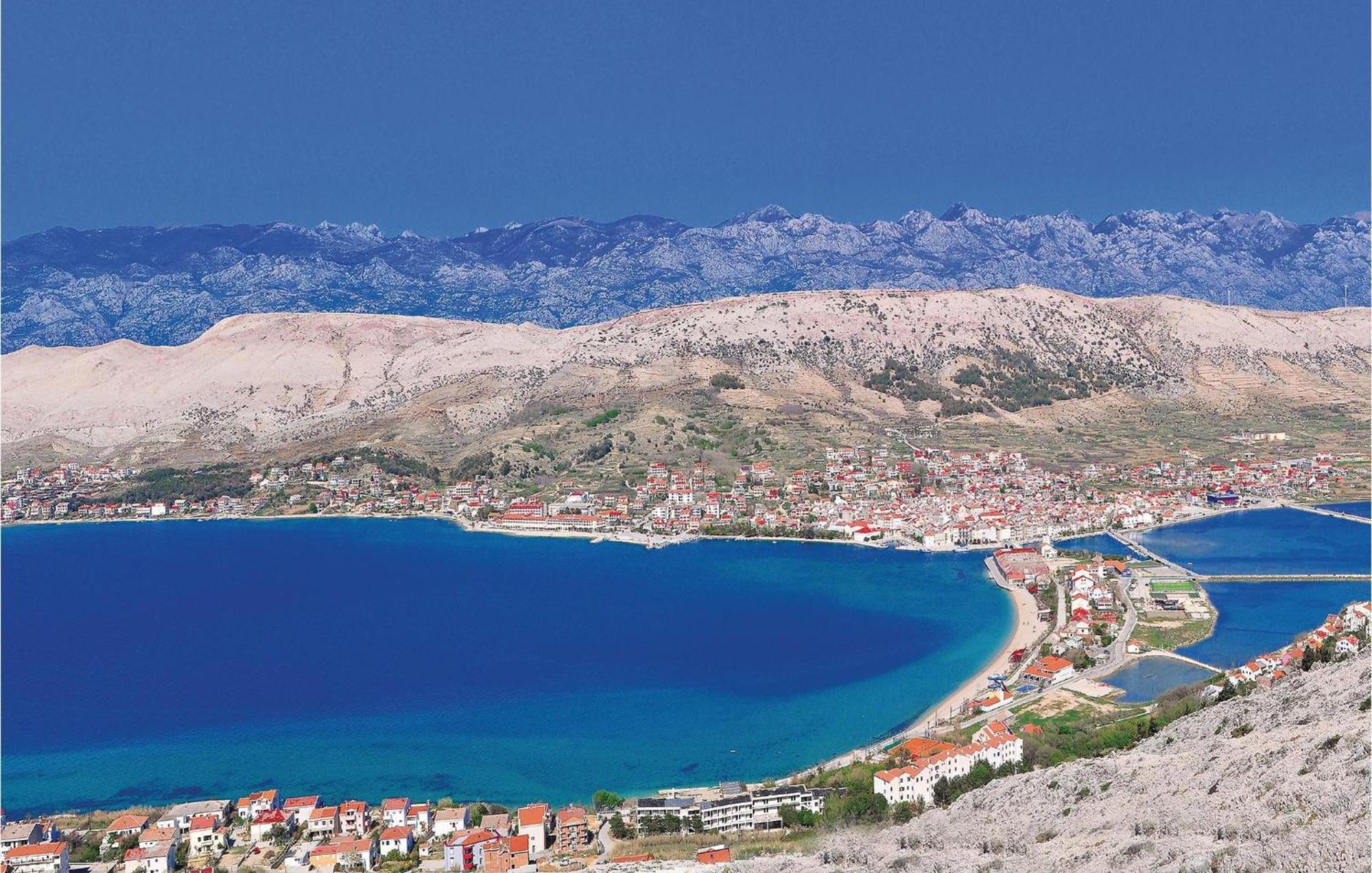 2 Bedroom Beautiful Apartment In Pag Pag Town Exterior foto